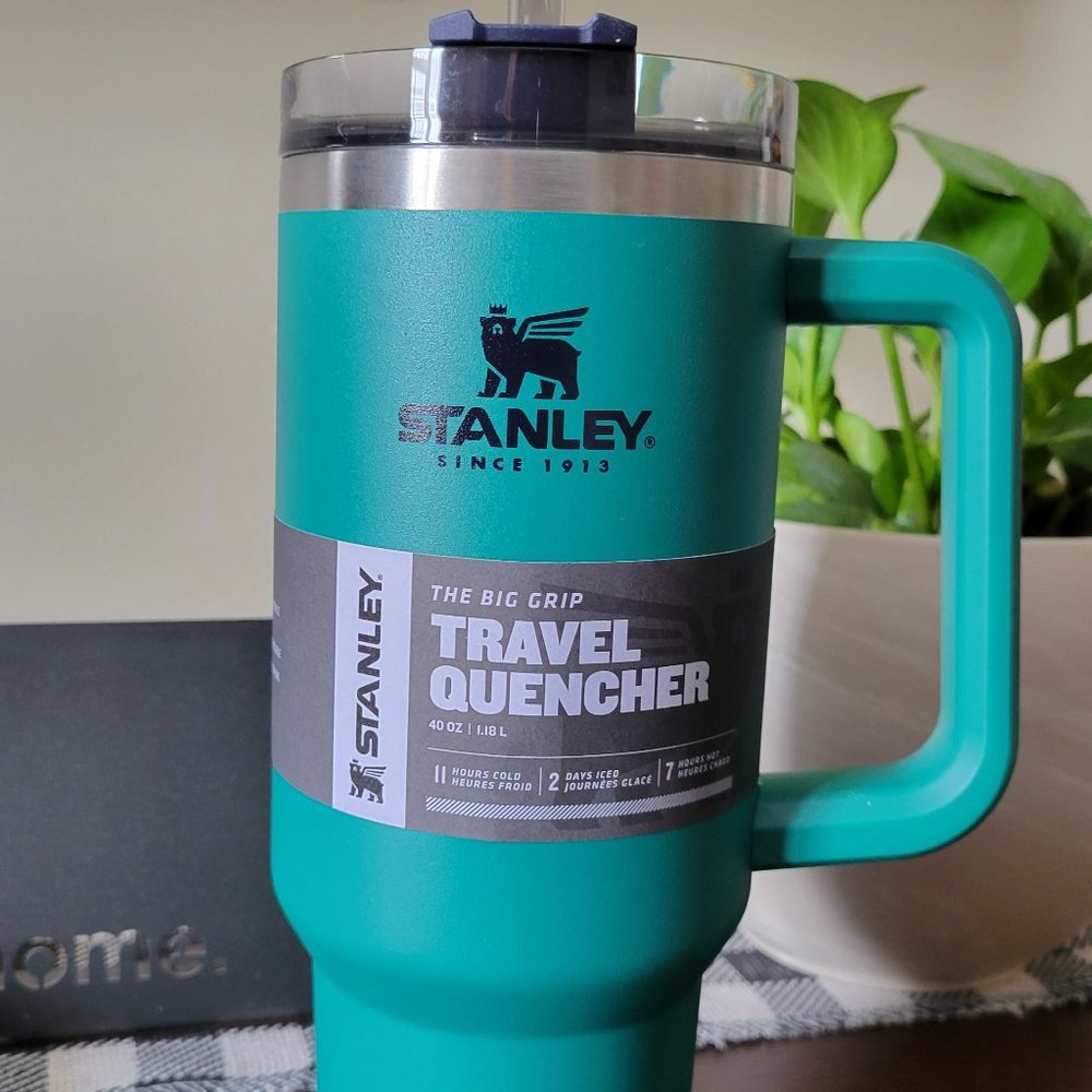 Stanley Quencher Tumbler 40 oz - NWT Tidepool